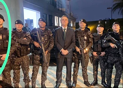 Ex-presidente Jair Bolsonaro doou R$ 100 mil para viúva do PM Patrick Reis