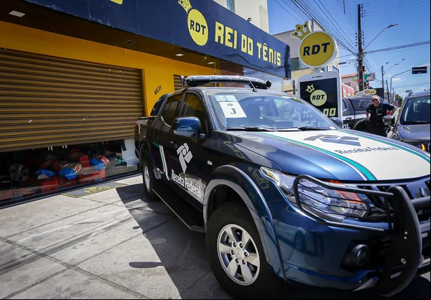 Loja Rei do Tênis é alvo de operação da Receita Federal