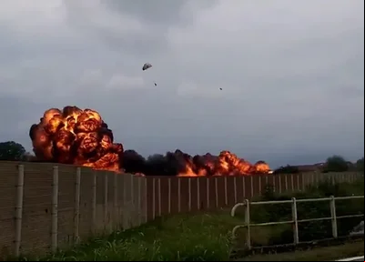 Avião militar cai e deixa uma criança de 5 anos morta na Itália