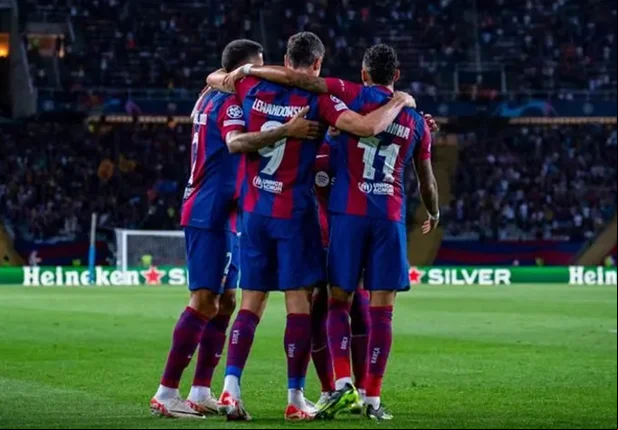 Barcelona goleou na estreia na Champions League