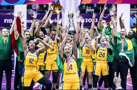Basquete Brasil ergue sexto título da competição e se isola na artilharia