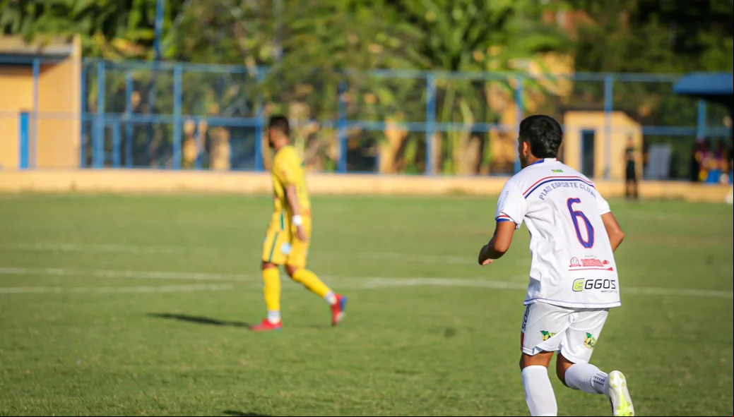 Rai Lima, jogador do Piauí Esporte Clube