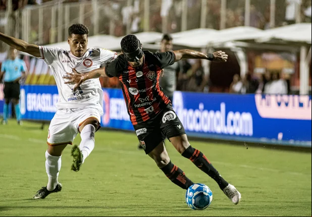 Vitória vence a Tombense no Brasileirão Série B
