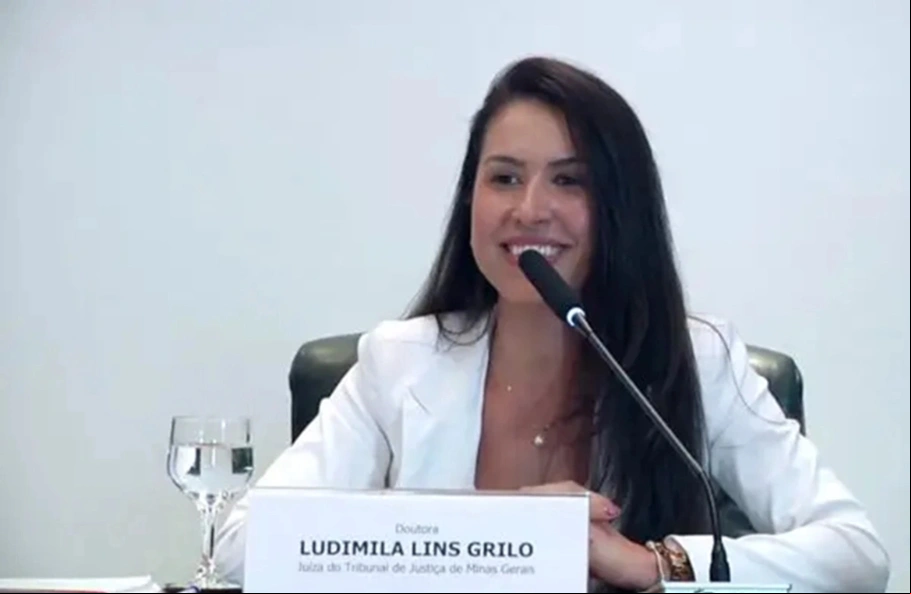 Ludmila Lins Grilo