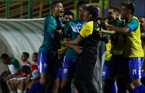 Tiradentes vence Francana por 3 a 0 na Copinha