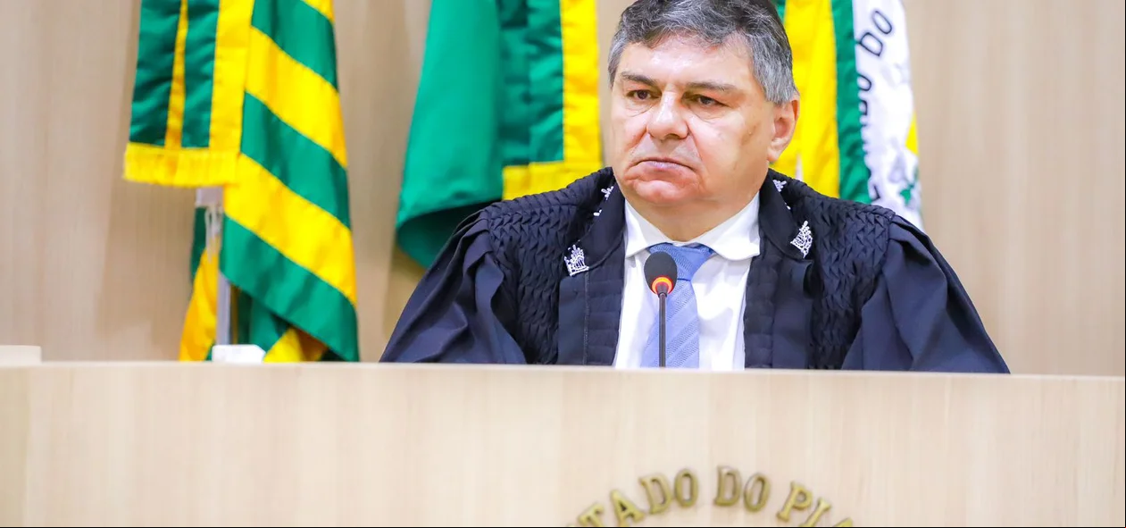 Kennedy Barros foi reeleito