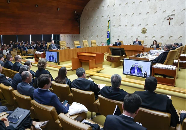 Sessão plenária no Supremo Tribunal Federal (STF)