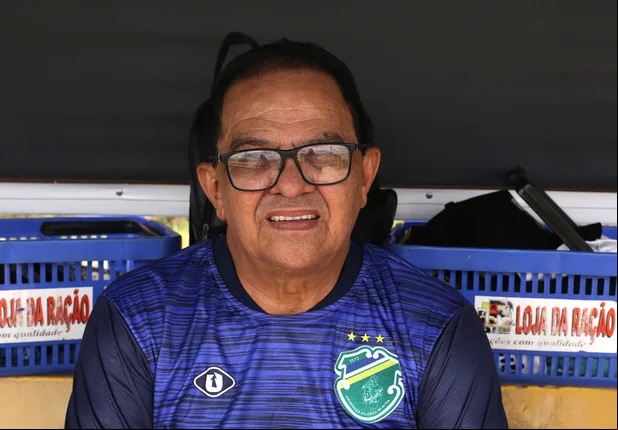 Francisco Diá, técnico do Altos