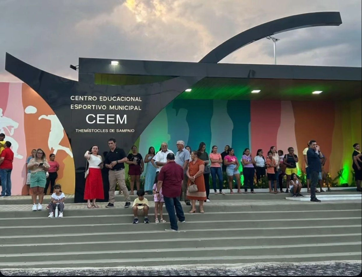 Inauguração do Centro Esportivo Educacional Municipal - CEEM