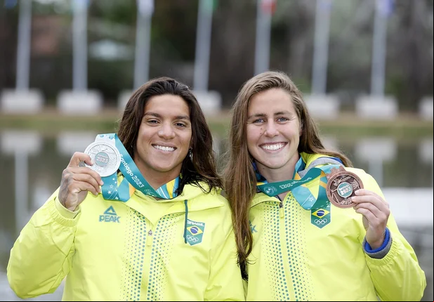 Ana Marcela Cunha e Viviane Jungblut