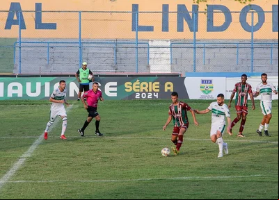 As equipes entraram em campo pela segunda fase do Piauiense (Altos x Fluminense-PI)