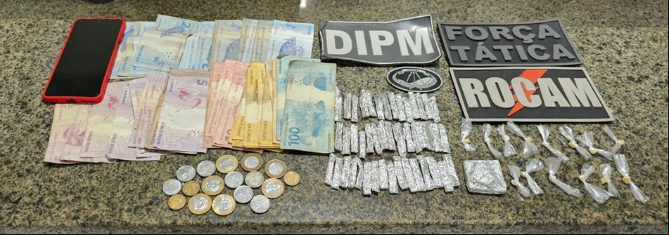 Itens apreendidos em posse do suspeito