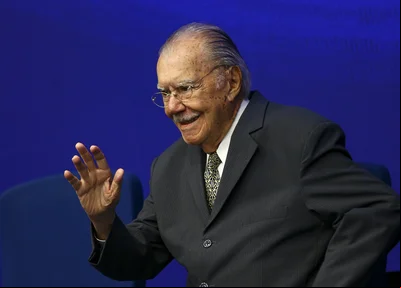 José Sarney