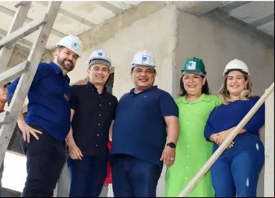 Maxwell da Mariínha visita obra do Centro de Formação Continuada de Professores em Altos