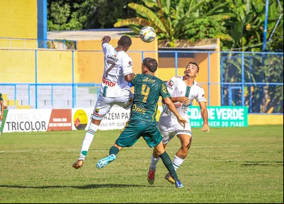 O jogo terminou 3 a 0 para o Altos