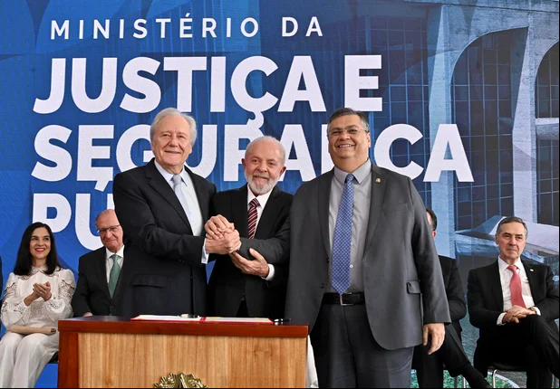 Ricardo Lewandowski, Lula e Flávio Dino