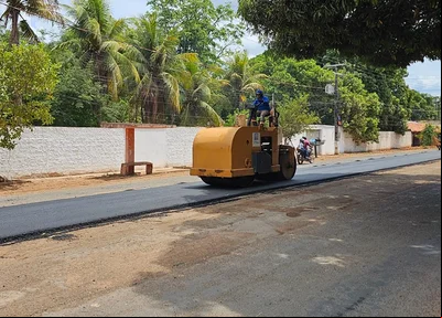 Trecho em obras da Avenida Camilo Filho
