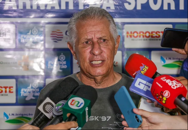 Arnaldo Lira, técnico do Parnahyba