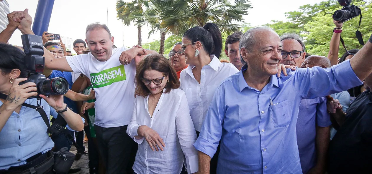 Silvio Mendes e Jeová Alencar durante chegada ao ato de oficialização da chapa