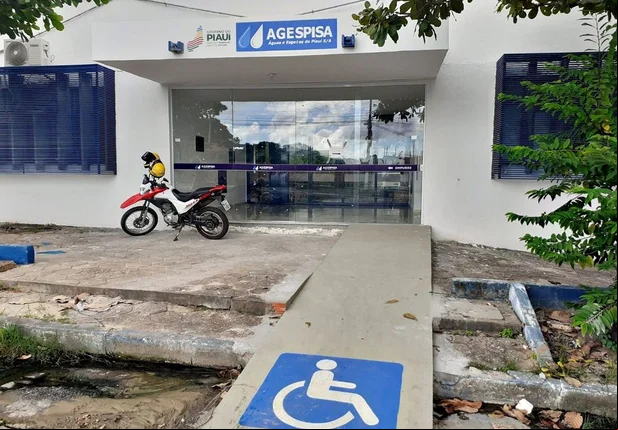 Agespisa faz série de reformas em instalações da regional de Floriano