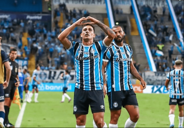 Grêmio enfrenta o Estudiantes nesta terça-feira