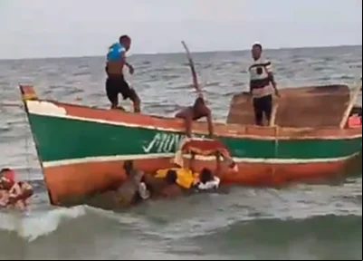 Mais de 90 pessoas morrem após naufrágio de balsa em Moçambique