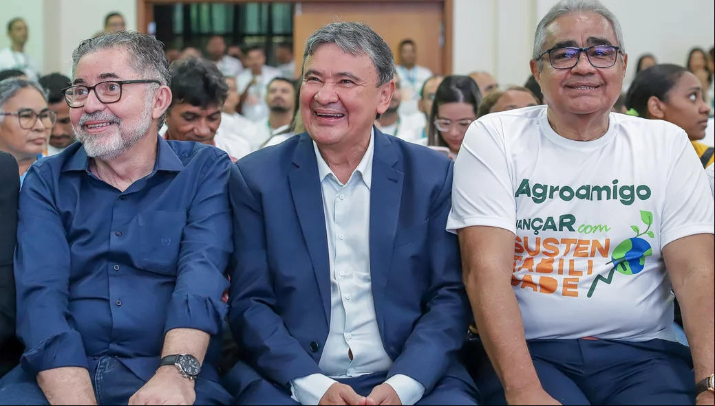 Ministro Wellington Dias participa do Encontro Regional do Agroamigo no Hotel Arrey em Teresina