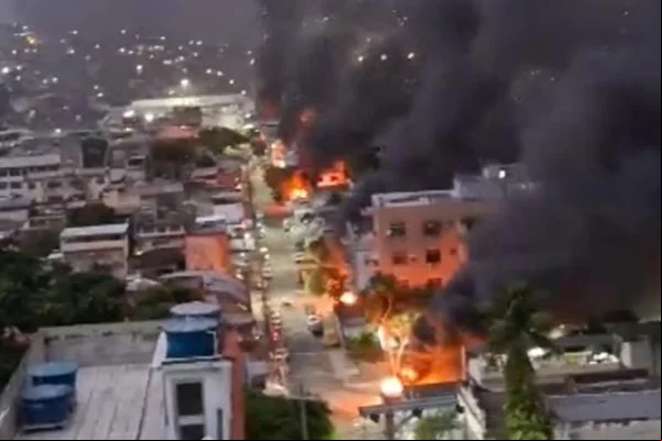 Operação no RJ deixa cenas de guerra