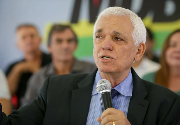 Vice-governador Themístocles Filho
