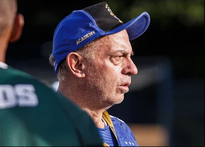 Carlos Rabello, técnico do Altos