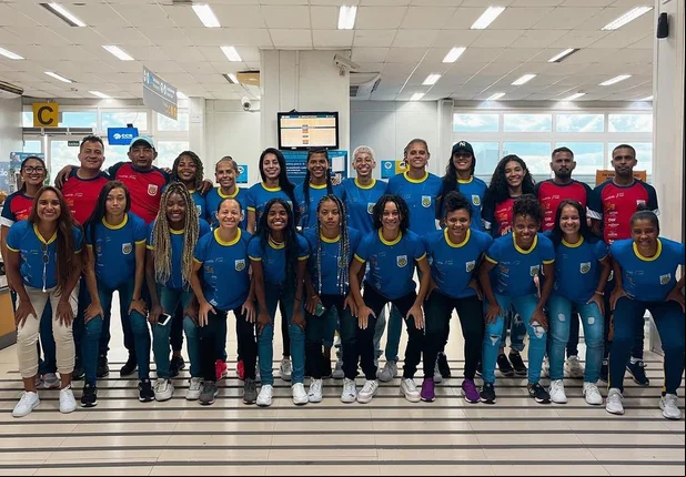 Equipe feminina do Tiradentes