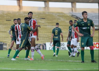 River e Altos se enfrentaram no estádio Albertão