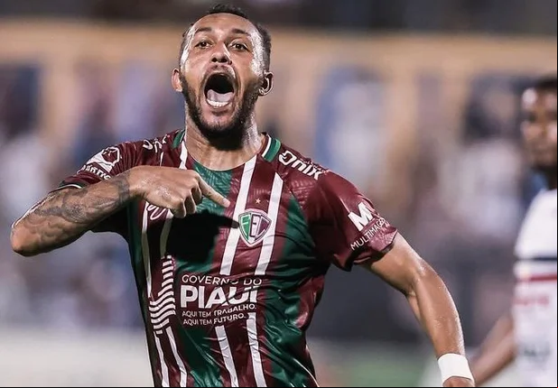 Wesley Smith, atacante do Fluminense-PI