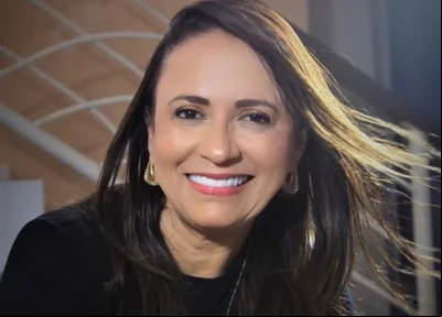 Ana Célia é jornalista e atual coordenadora de comunicação e educação ambiental da SEMEC