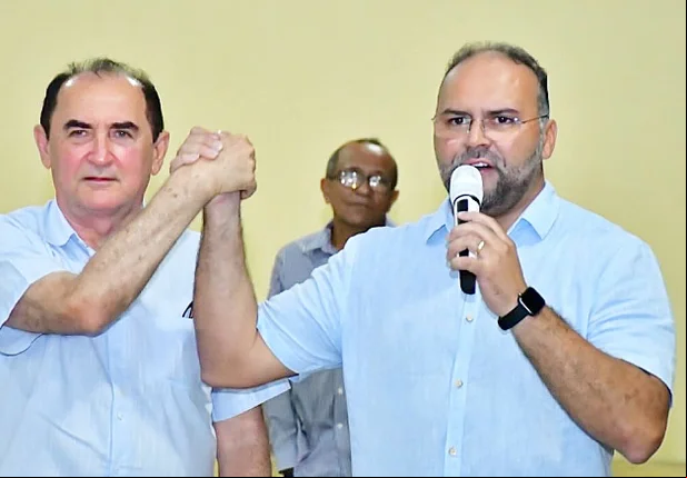 Prefeito de Floriano, Antônio Reis, e vereador Joab Curvina
