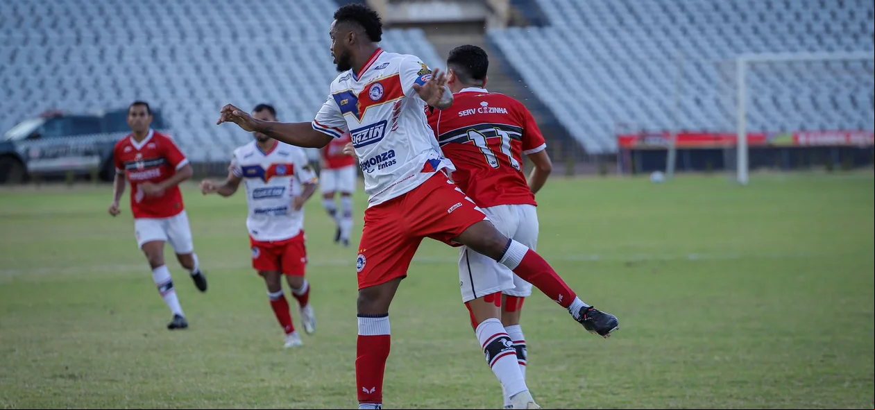 Jogadores do Porto Velho e River