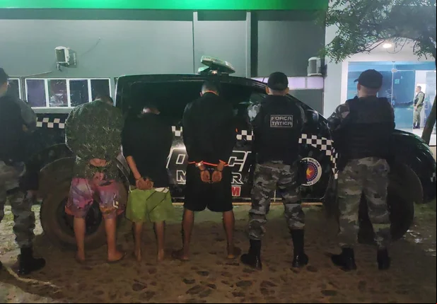 Três pessoas são presas por tráfico de drogas em Piripiri
