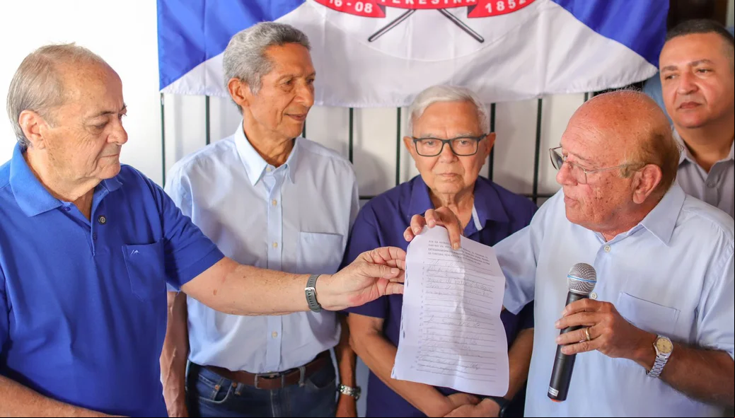 Tucanos declaram apoio a Sílvio Mendes