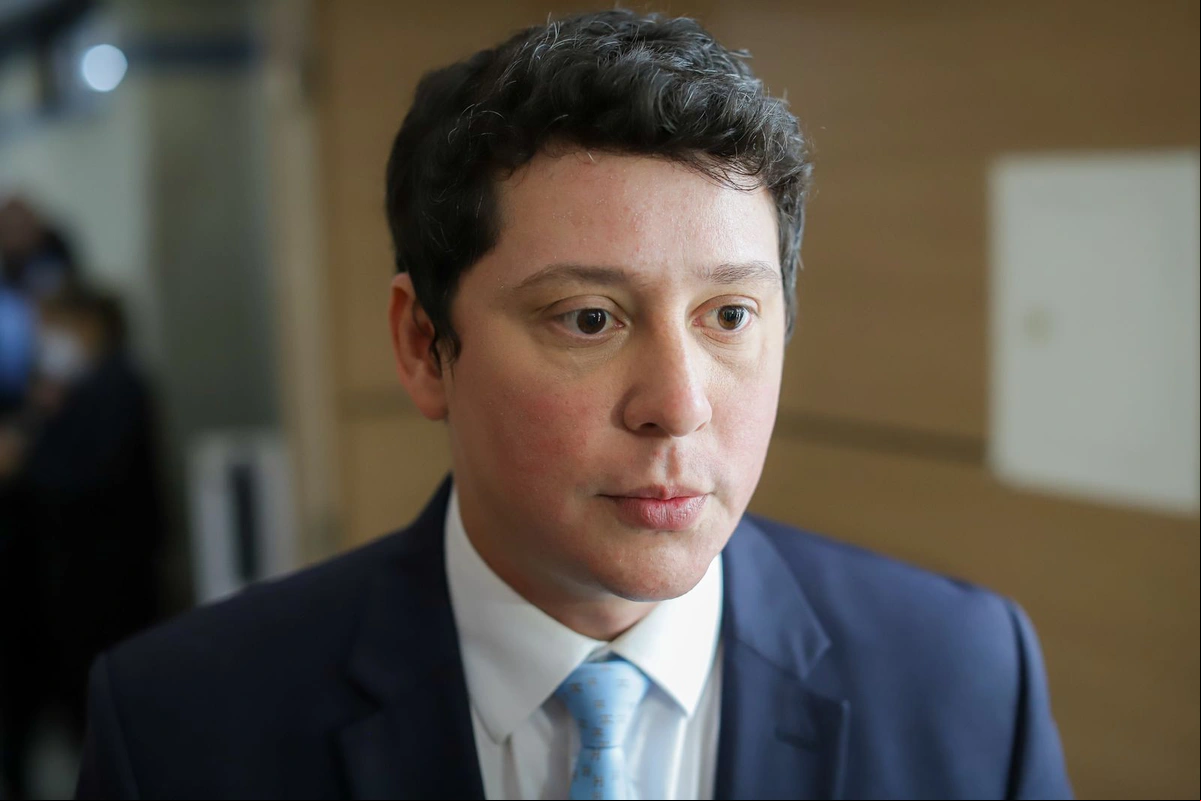 Victor Linhares, vereador
