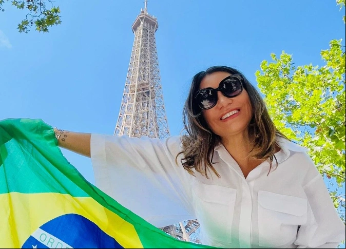 Janja em Paris