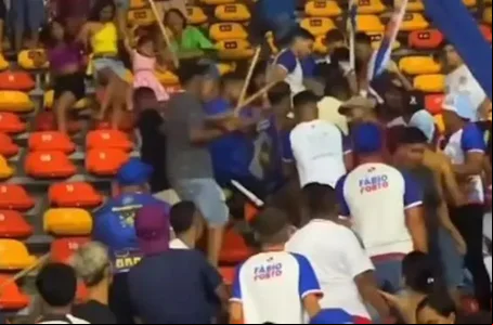 Pancadaria durante convenção partidária em Belém