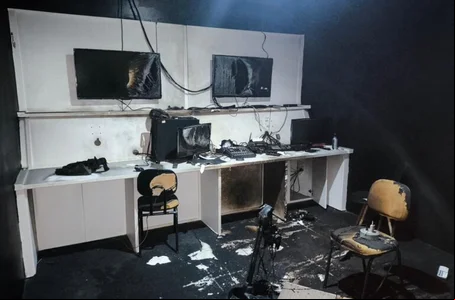 Parte dos equipamentos foram destruídos na ação