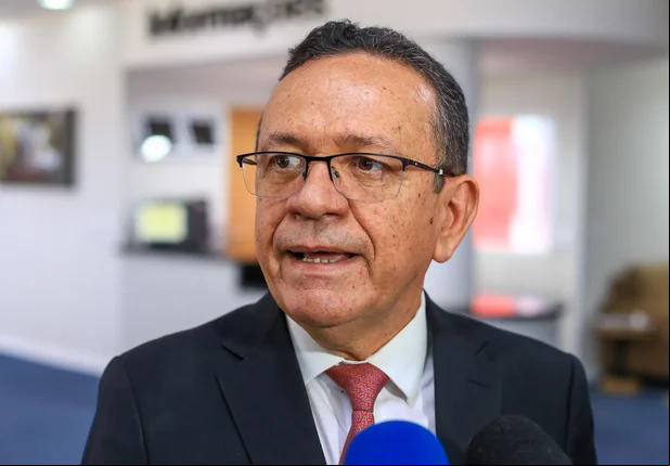 Presidente do TRE-PI, Sebastião Ribeiro Martins