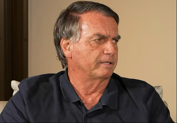 Jair Bolsonaro em entrevista com Leo Dias