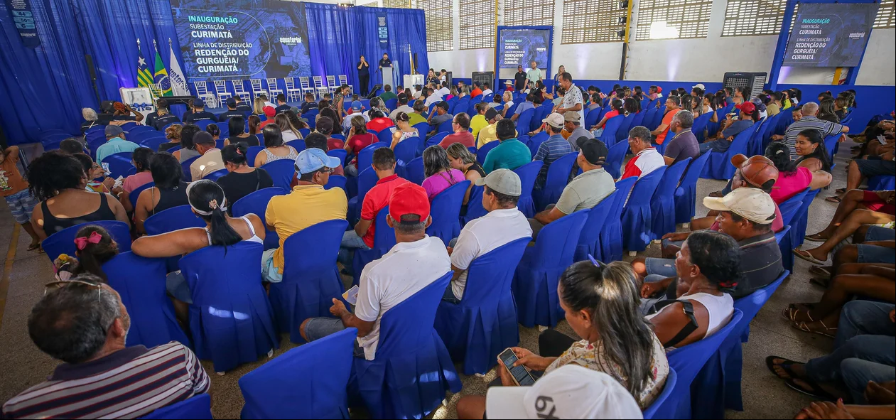 Moradores participaram do evento que sorteou 40 geladeiras novas