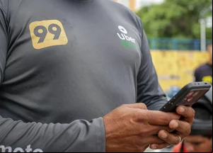 Entregadores do iFood, Uber Flash e 99 Entrega participaram da paralisação