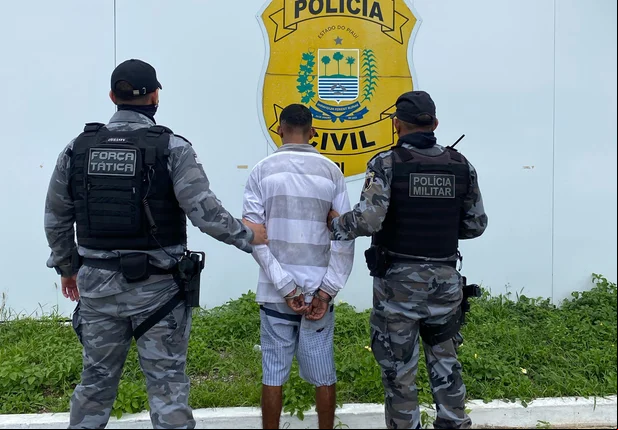 Homem foi preso após tentar assaltar policial militar do Maranhão