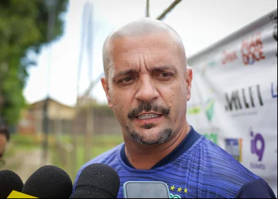 Jerson Testoni é apresentado como novo técnico do Altos