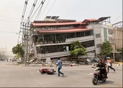 Terremoto de magnitude 7,7 causa estragos em Mianmar e na Tailândia