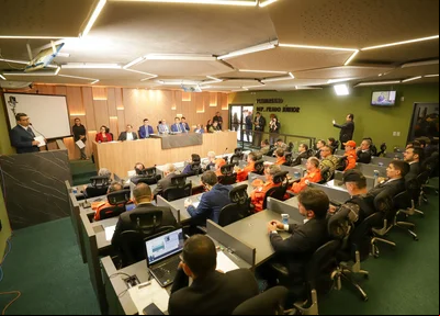 Assembleia Legislativa do Piauí discute projetos do Pacto Pela Ordem em audiência